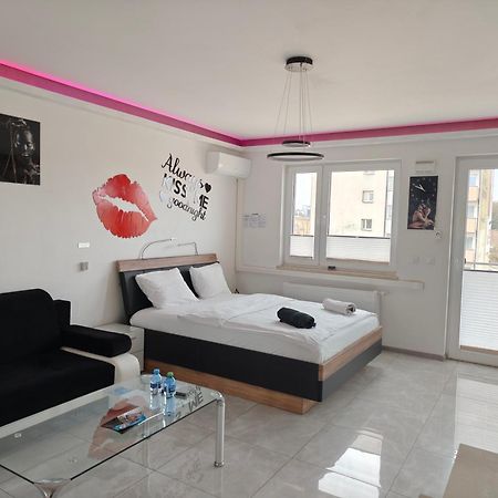 Good Day Apartments- Private Parking New Town Szczecin Bagian luar foto