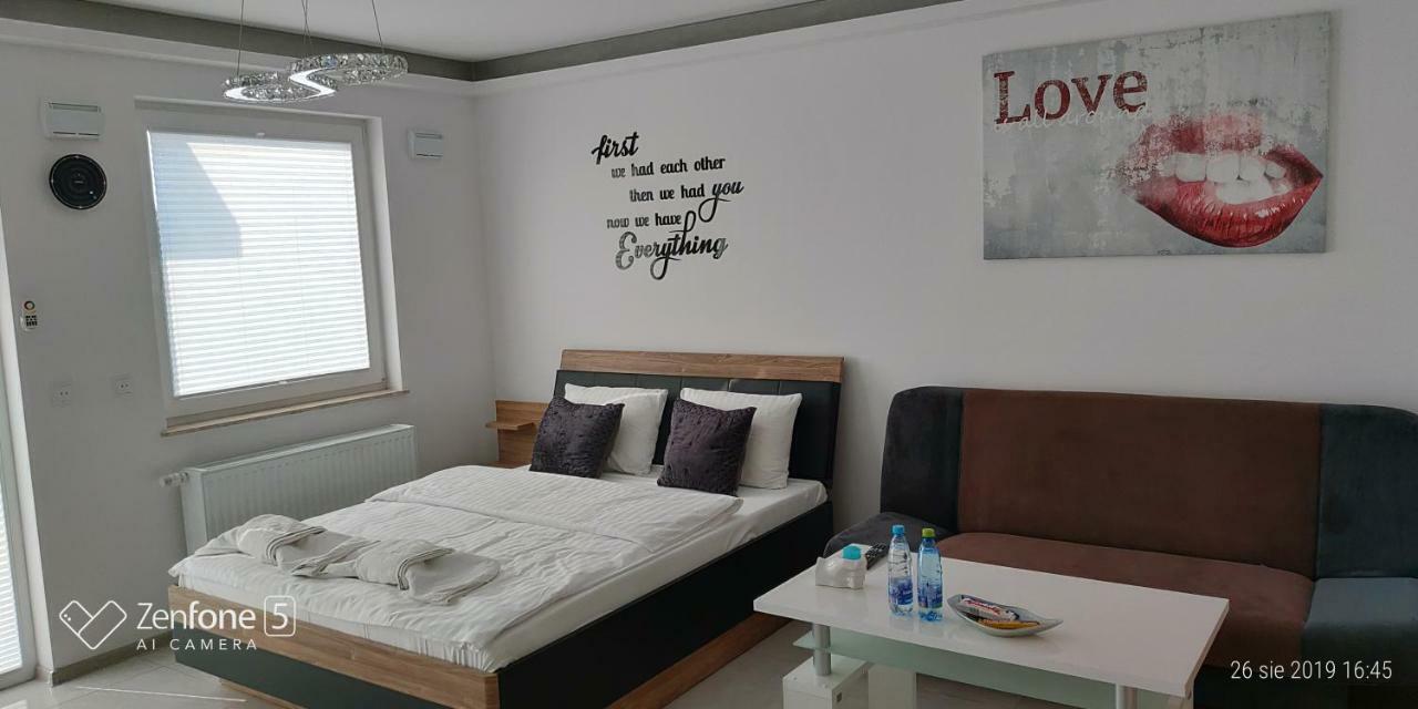 Good Day Apartments- Private Parking New Town Szczecin Bagian luar foto