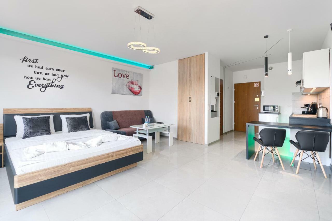 Good Day Apartments- Private Parking New Town Szczecin Bagian luar foto